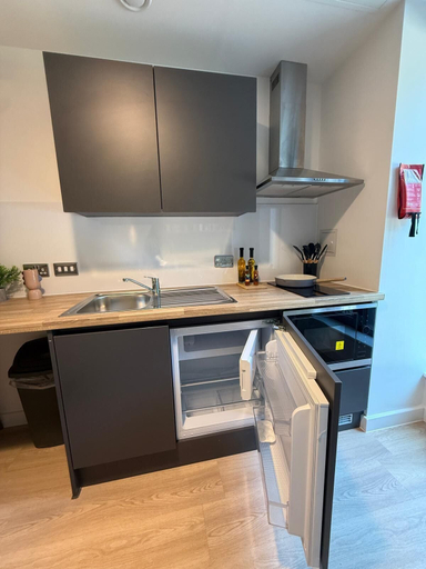 Private kitchen 5, Student Only Fabric, Nottingham