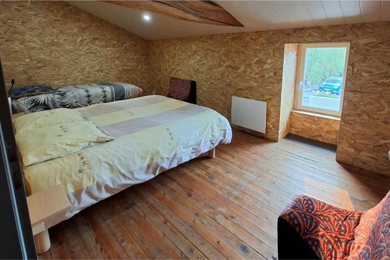 Bedroom 2, LE FIEF GUIBERT Chambres d'hotes - gites - elevage de lamas en Vendee, Vendée
