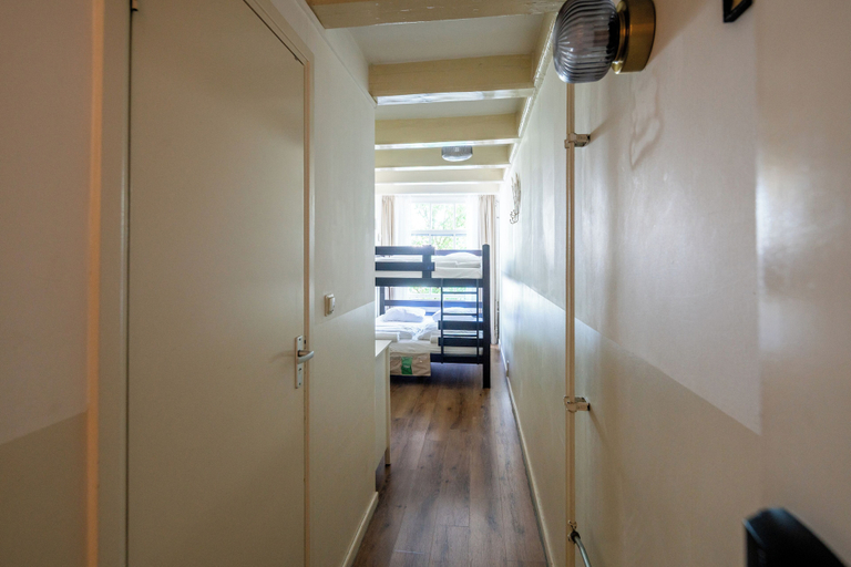Others 4, Hotel Prinsenhof Amsterdam, Amsterdam