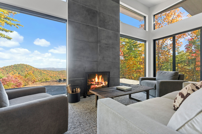 Interior 3, Ridge, Watauga