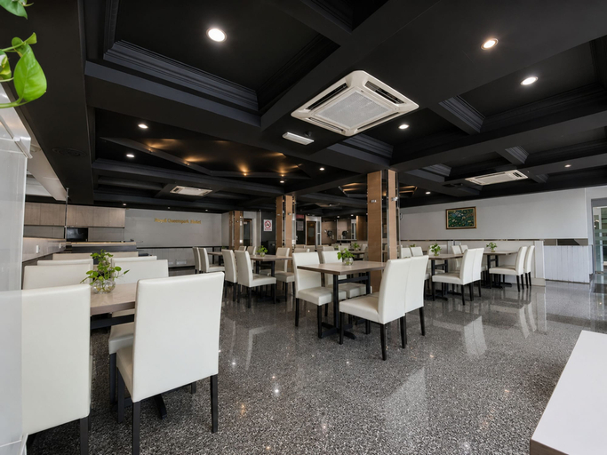 Food & Drinks 5, Royal Queenspark Hotel, Malacca City