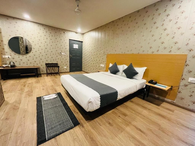 Room 5, Hotel Elite Stay By The Rahul, Nagpur
