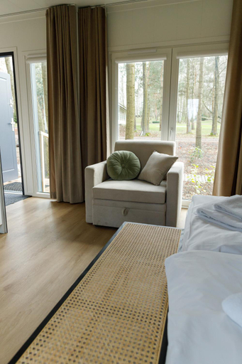 Bedroom 2, Rezydencja Mietowe Wzgorza Modlin Airport, Płońsk