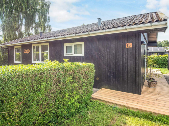 Exterior & Views 2, 4 Person Holiday Home in Juelsminde, Hedensted