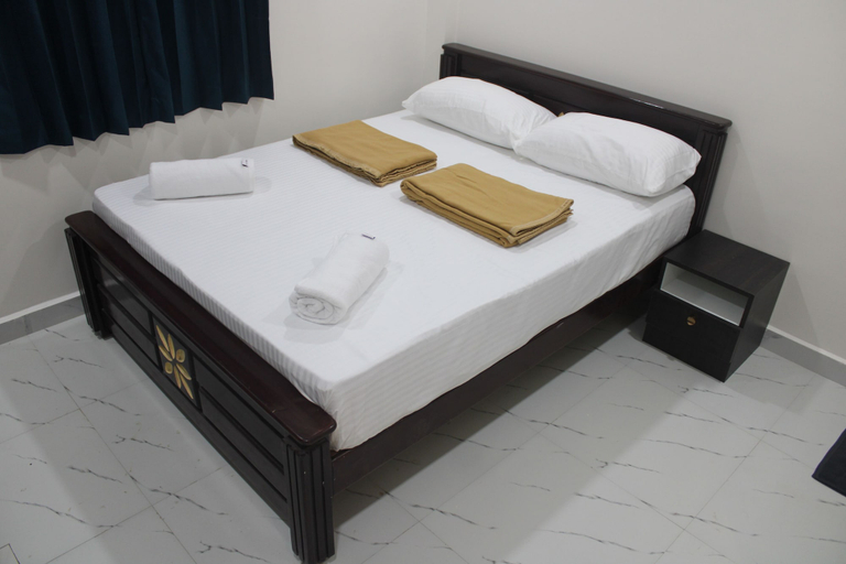 Room 2, Swamy Ramana Residency, Tiruvannamalai