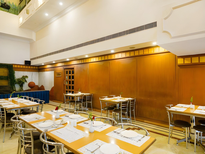Food & Drinks, Hotel Chandra Park, Chennai