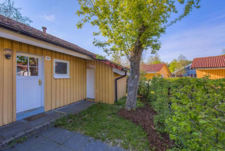 Exterior, Familienurlaub - Doppelbungalow mit Terrasse im Ferienpark Mirow, Mecklenburgische Seenplatte