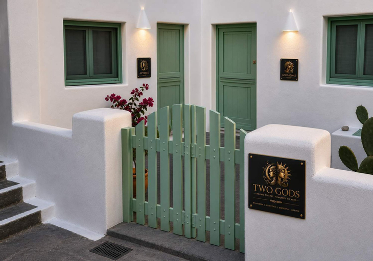 Room 4, Two Gods Santorini Premium Jacuzzi Sea View Suites, South Aegean
