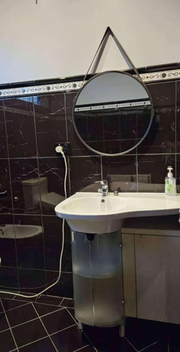 Bathroom 5, Luxurious 4-bedroom House With Private Indoor Pool in Manningham, Manningham - East