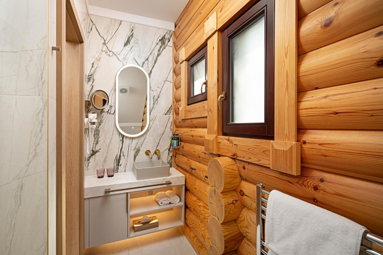 Bathroom 5, Avalon Resort & SPA, Miskolci