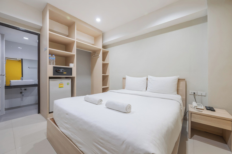 Bedroom 3, La Porte Pratunam Hotel, Ratchathewi
