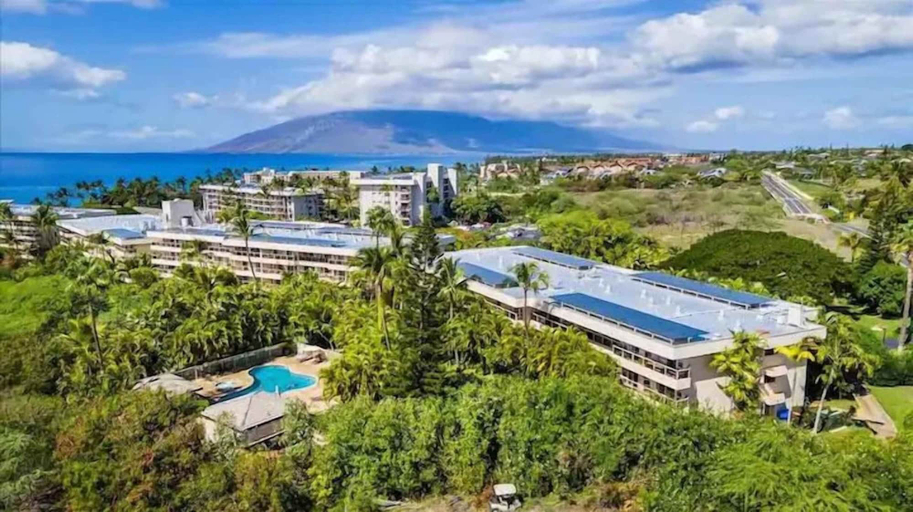 Interior 3, Steps to Beach! Chic 2BR at Maui Banyan Resort, Maui