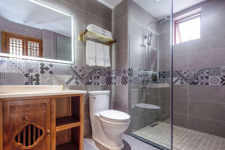 Bathroom, Lijiang Ancient Town Nanzhuang Inn, Lijiang