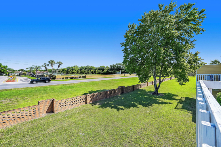 Balcony 2, Sw40 - 3BR Apartment Near Disney With Resort Pool, Osceola