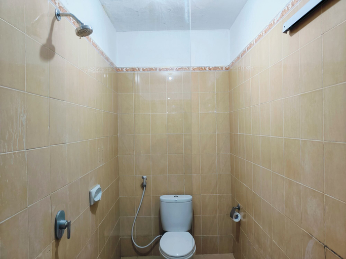 Bathroom 5, Ashana Hotel, Badung