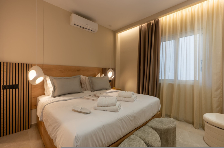 Room 5, Central Luxury Jacuzzi, Ionian Islands