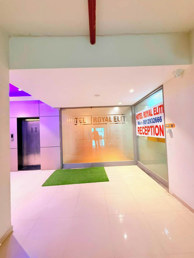 Interior 4, Hotel Royal Elite, Valsad