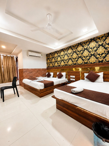 Sport & Beauty, Hotel Paradise, Ahmadabad