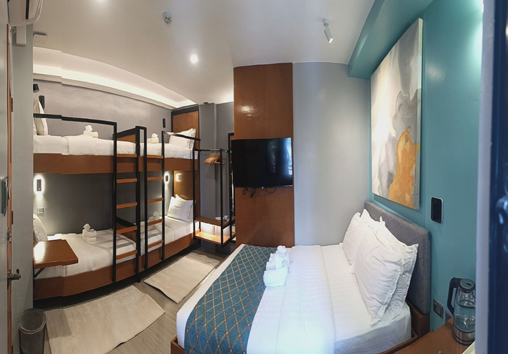 Room 4, ECL Travellers Inn, Malay