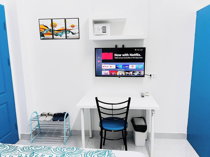 Room amenity 4, Room-105 Budget Room, Wifi&utilities Ban, Chatuchak