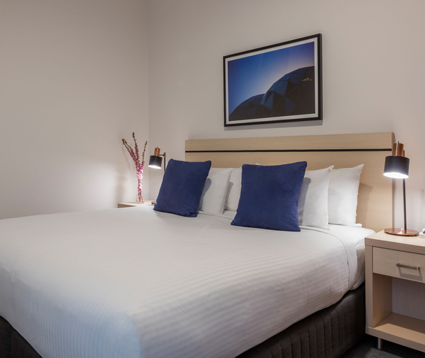 Bedroom 3, Oaks Melbourne on Market Hotel, Melbourne