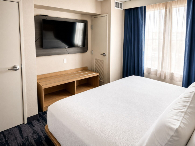 Bedroom 3, Heritage Hotel, Stark
