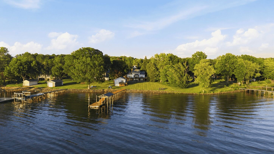Others 5, Ponderosa Pointe by Avantstay Boathouse + Views, Iredell