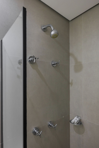 Bathroom 4, VN Turiassú, São Paulo