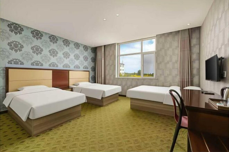 Bedroom 2, Zhenghang Hotel (Shijiazhuang Airport), Shijiazhuang