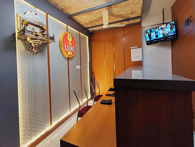 Lobby 1, The Lions Hotel, Thane