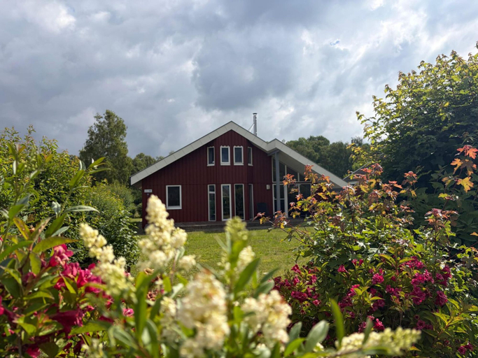 Primary image, Ferienhaus im Skandinavischen Stil mit Garten im Hafendorf Rechlin, Mecklenburgische Seenplatte