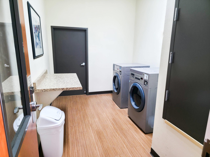 Bathroom 4, Comfort Suites Ardmore, Carter