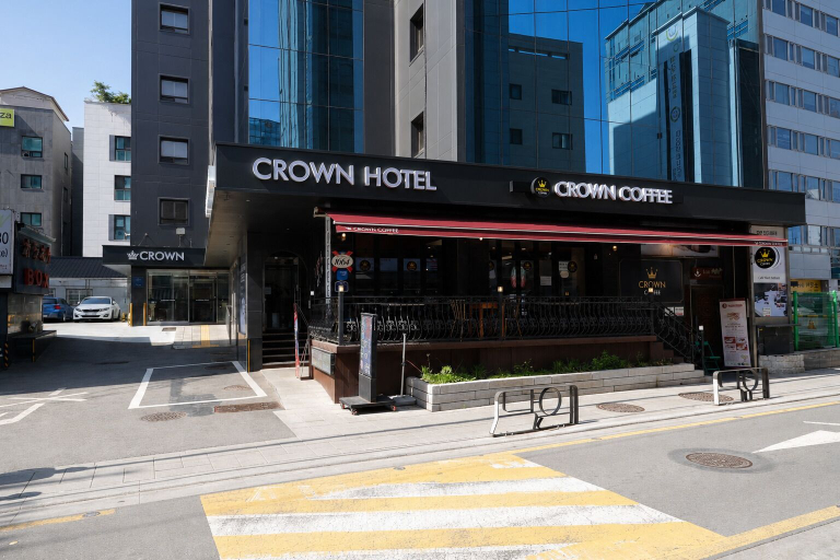 Exterior & Views 2, Insadong Crown Hotel, Jongno