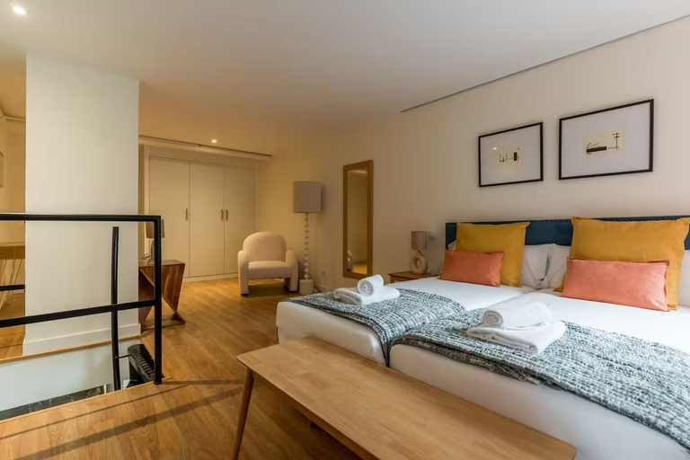 Room 5, Edmond Vibes Plaza de Castilla, Madrid