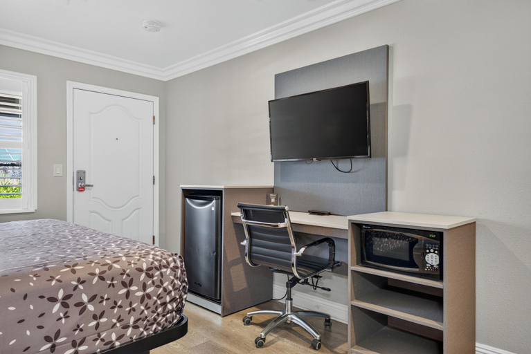 Bedroom 3, Padre Oaks, Monterey