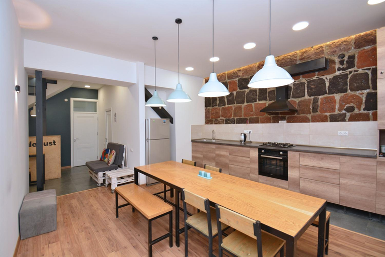 Others 5, Wanderlust Guest House Prime Location, Yerevan