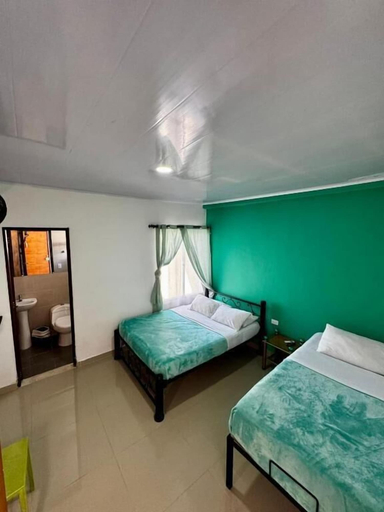 Room 4, Aramat Pampa, Montenegro