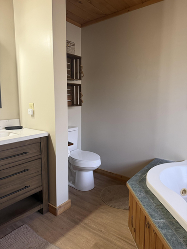 Interior 5, Country Life, Watauga