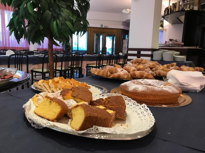 Food & Drinks, Hotel Grassetti, Macerata
