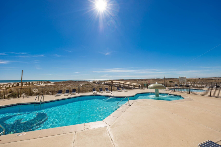 Pool 4, Phoenix Viii 81103 3 Bedroom Condo, Baldwin