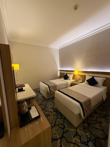 Bedroom 4, Al Madina Golden Hotel, Al Madinah Al Munawwarah
