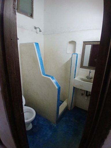 Bathroom 3, Lamu Sunsail Hotel, Lamu West