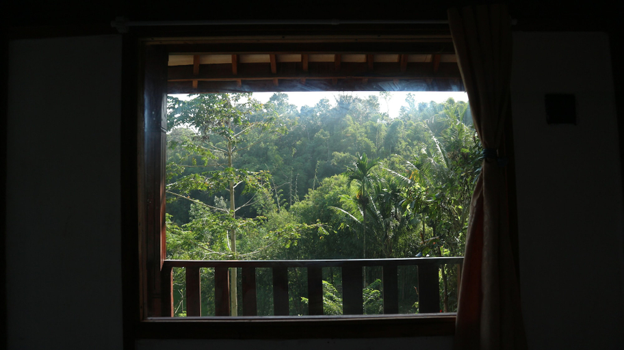 Interior 3, Lembah Tetebatu, Lombok