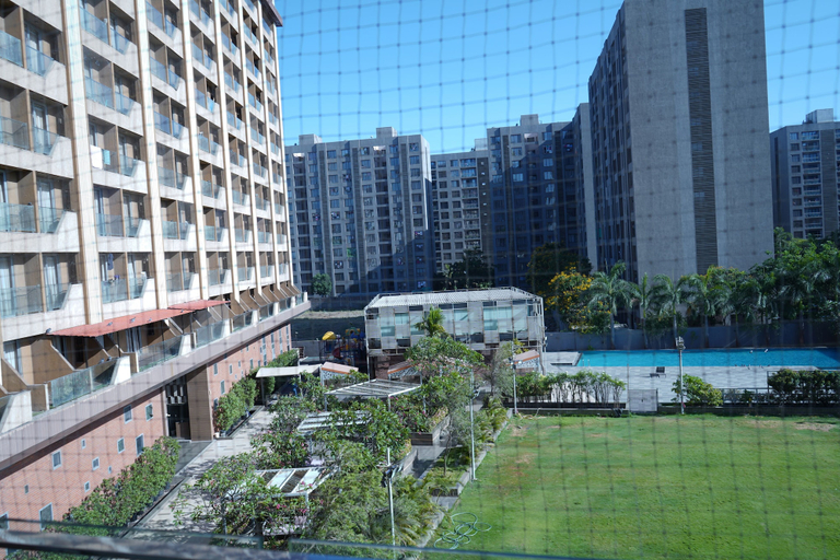 Property grounds, Wow Studio at Weekend Address, Surat