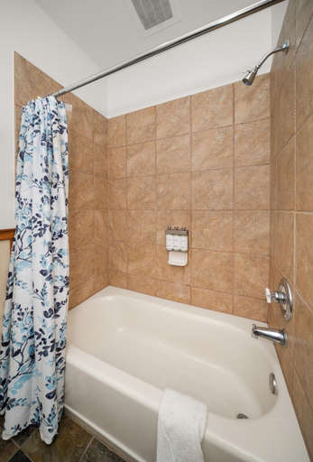 Bathroom 2, Morning Star Lodge - Hosted by Linda, Shoshone