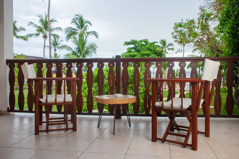 Bedroom 4, Royal Beach Hotel & Spa, Diana