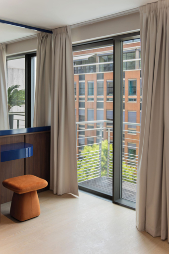 Room 4, Hotel Leev Miromesnil, Paris