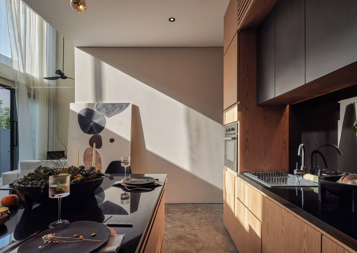 Dining 2, Nexa Townhouse 08, Badung