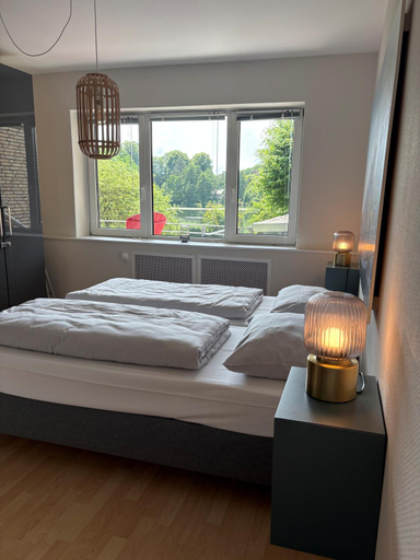 Bedroom 5, Am Mühlenteich, Lübeck