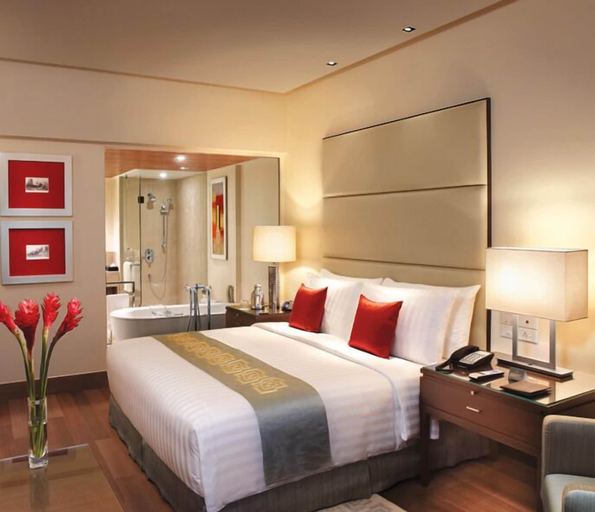 Bedroom 3, The Oberoi Mumbai, Mumbai City